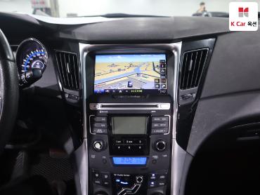 2011 - hyundai sonata