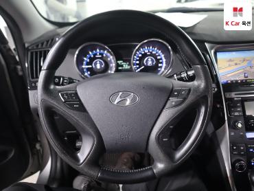 2011 - hyundai sonata