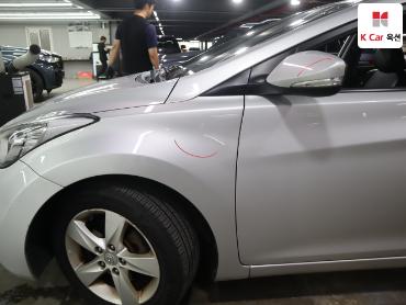 2012 - hyundai avante