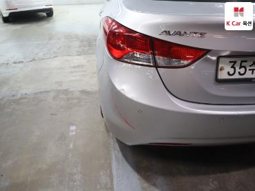 2012 - hyundai avante