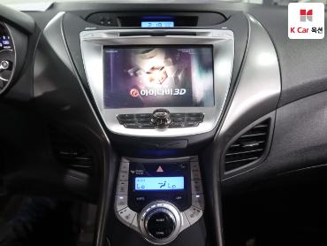 2012 - hyundai avante