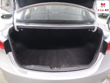 2012 - hyundai avante