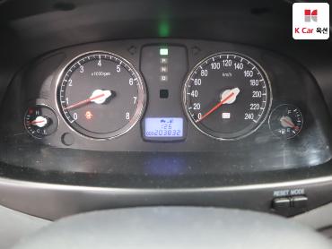 2010 - hyundai grandeur