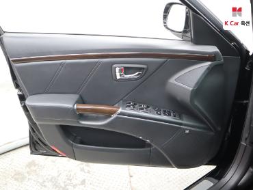 2010 - hyundai grandeur