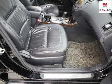 2010 - hyundai grandeur