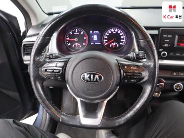 2018 - kia stonic