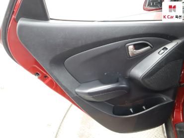 2010 - hyundai tucson