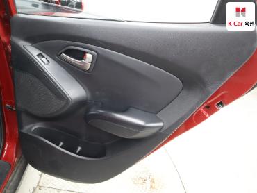 2010 - hyundai tucson