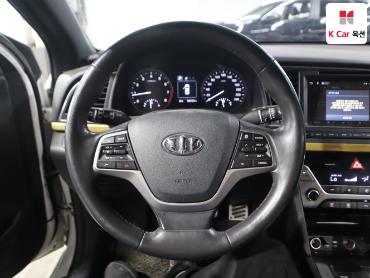 2016 - hyundai avante