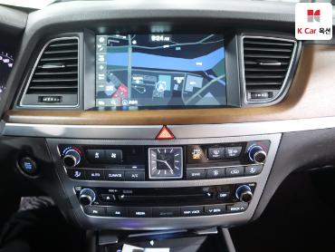 2018 - genesis g80