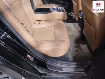 2018 - genesis g80