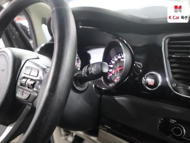 2016 - kia carnival