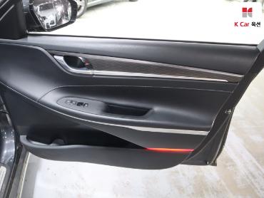 2018 - hyundai grandeur