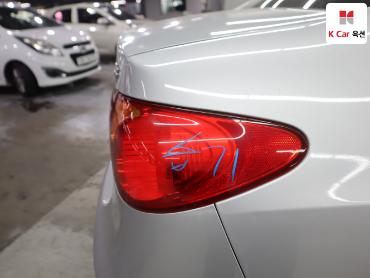 2010 - hyundai avante