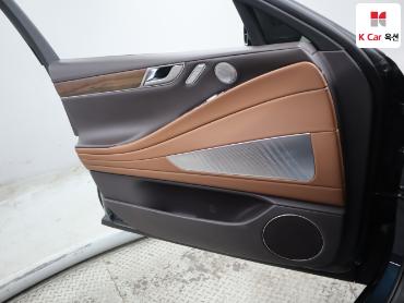2022 - genesis g80