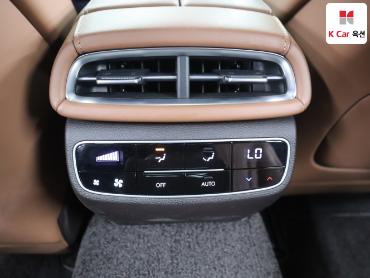 2022 - genesis g80