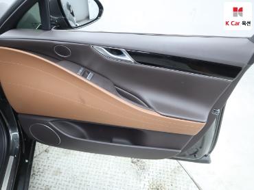 2022 - genesis g80