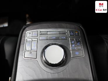2024 - genesis g80