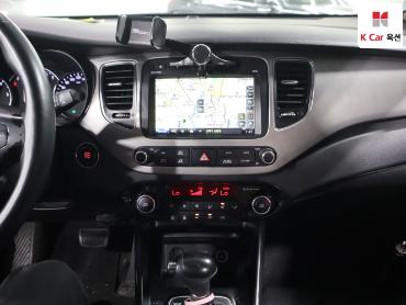 2014 - kia carens
