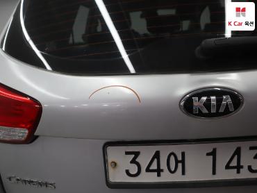 2014 - kia carens