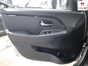 2014 - kia carens