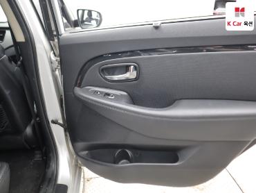 2014 - kia carens