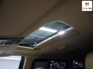 2022 - hyundai staria