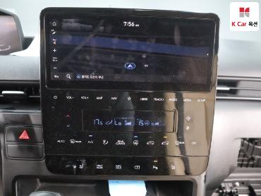 2022 - hyundai staria