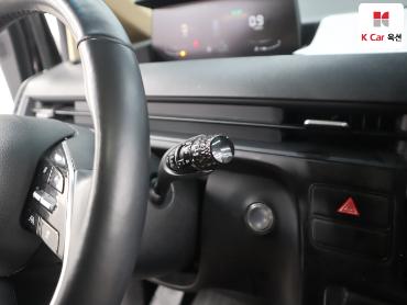 2022 - hyundai staria