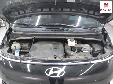 2022 - hyundai staria