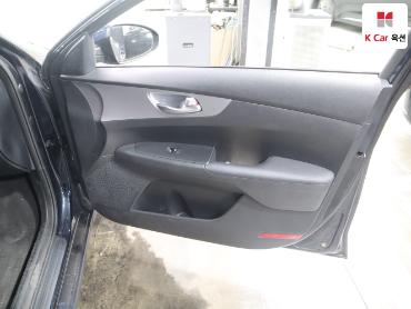 2022 - kia k3