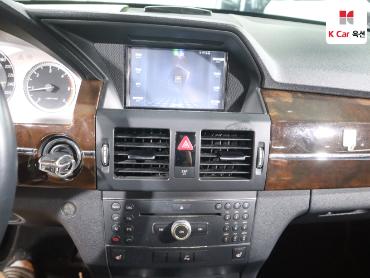 2010 - mercedes-benz glk220