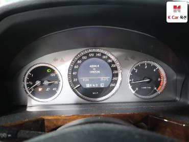 2010 - mercedes-benz glk220