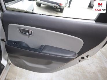 2010 - hyundai avante