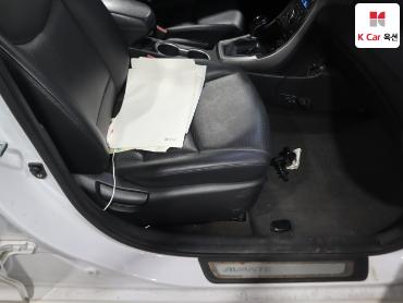 2015 - hyundai avante