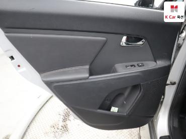 2012 - kia sportage