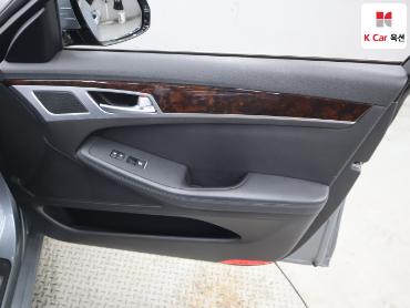 2016 - hyundai g330