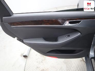 2016 - hyundai g330