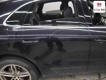2015 - porsche macan