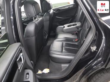 2015 - porsche macan
