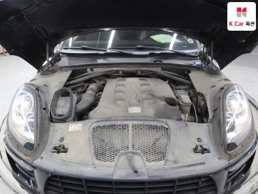 2015 - porsche macan