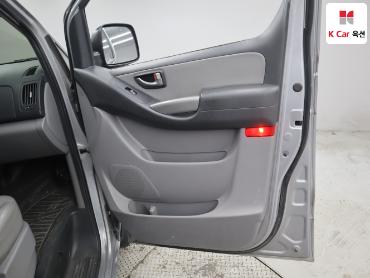 2021 - hyundai grand starex