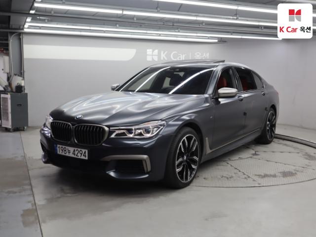 2018 BMW 7-Series M760Li xDrive