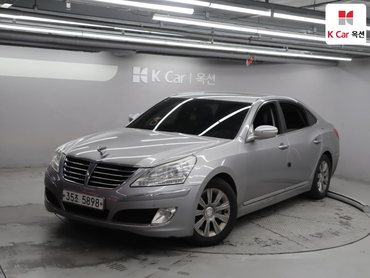 Hyundai Equus