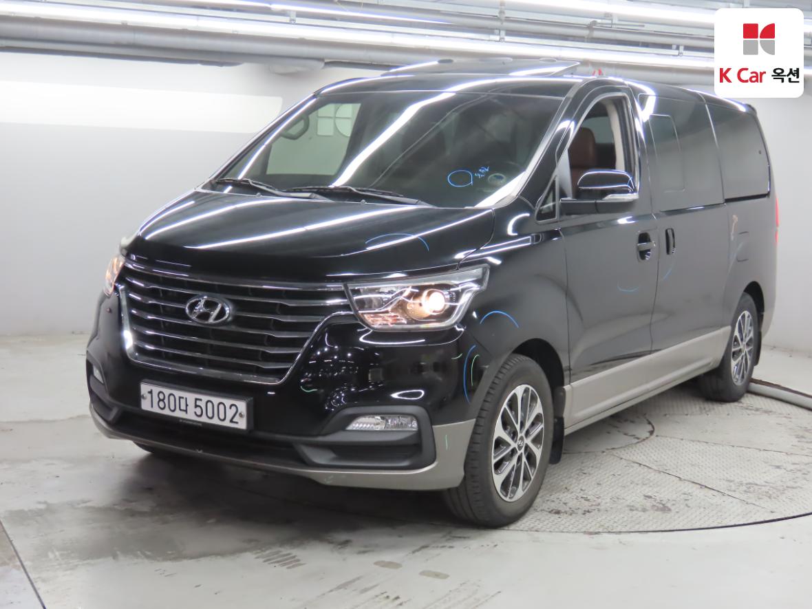 Hyundai Grand Starex