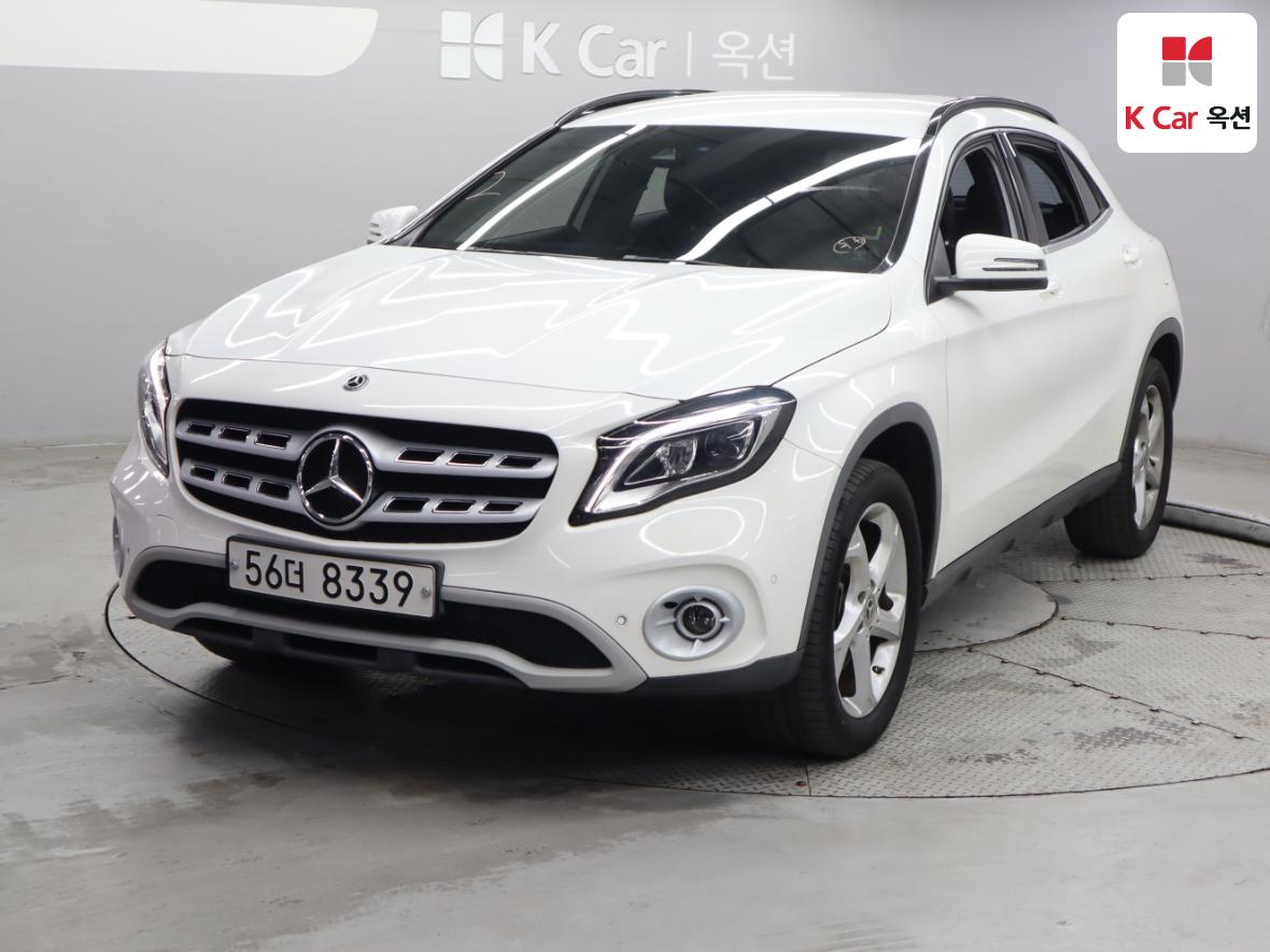 Mercedes-Benz GLA-Class