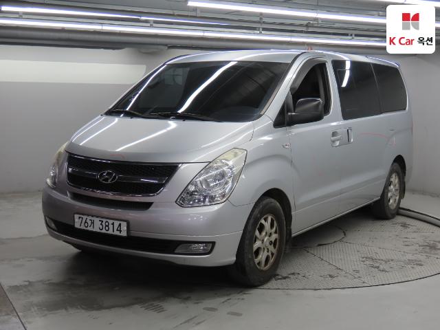 2009 Hyundai Starex 12-seater Wagon CVX Luxury