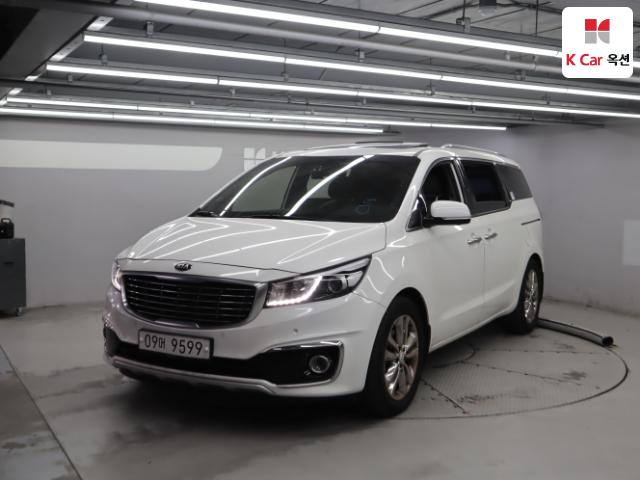 2018 Kia Carnival 9-seater Prestige