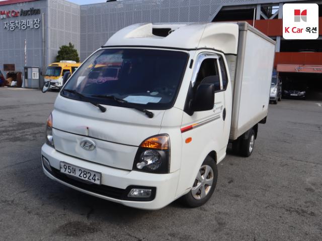 2015 Hyundai Porter Refrigerated Super Long Super Cab ( Twin Comp ) Super