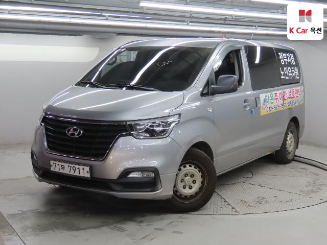 2019 Hyundai Starex 웨건 12-seater Style